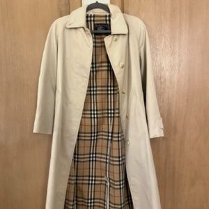 Burberry's London Classic Vintage Trench Coat